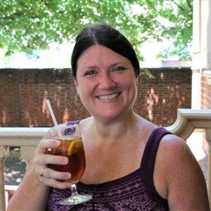 Meet your Posher, Carolyn